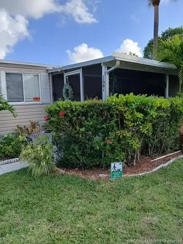 2555 Pga Boulevard Palm Beach Gardens FL 33410