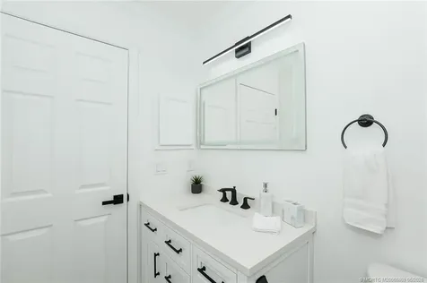 1225 SW Hunnicut Avenue SW Port St Lucie FL 34953