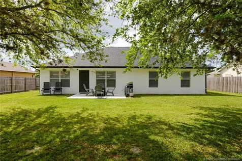 1225 SW Hunnicut Avenue SW Port St Lucie FL 34953