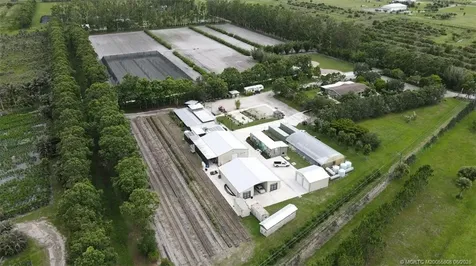 8006 SW Kanner Highway Indiantown FL 34956