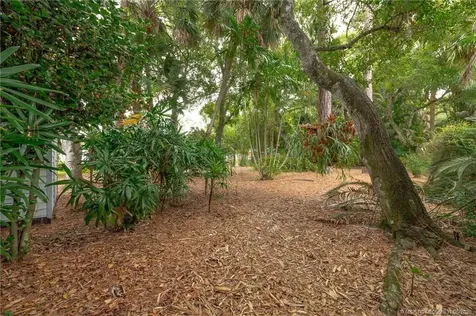 6785 SW Gaines Avenue Stuart FL 34997