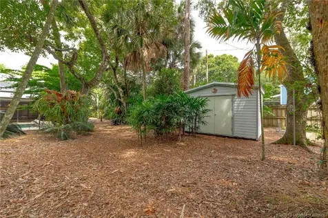6785 SW Gaines Avenue Stuart FL 34997