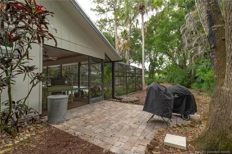 6785 SW Gaines Avenue Stuart FL 34997
