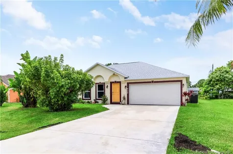 432 NW Raymond Lane Port St Lucie FL 34983