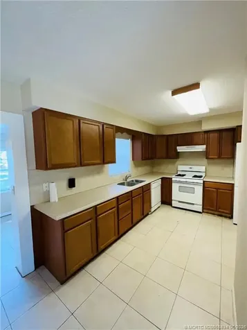 1701 Sunrise Boulevard Fort Pierce FL 34950