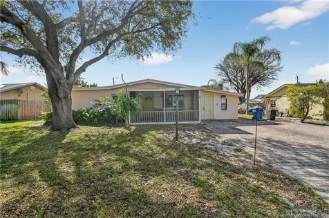 7408 SE Bruce Terrace Hobe Sound FL 33455