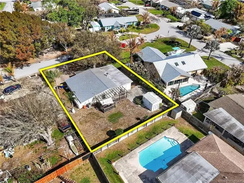 7408 SE Bruce Terrace Hobe Sound FL 33455