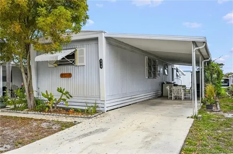 608 Garden View Way NE Jensen Beach FL 34957