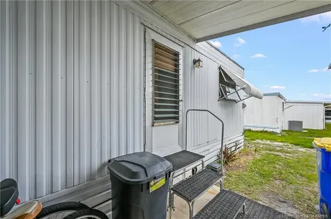 608 Garden View Way NE Jensen Beach FL 34957