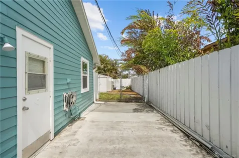 5605 SE Matousek Street Stuart FL 34997