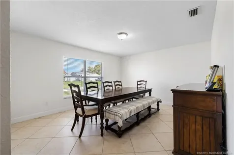 870 SW Mccoy Avenue Port St Lucie FL 34953