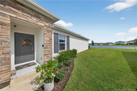 9473 SW Libertas Way Port St Lucie FL 34987