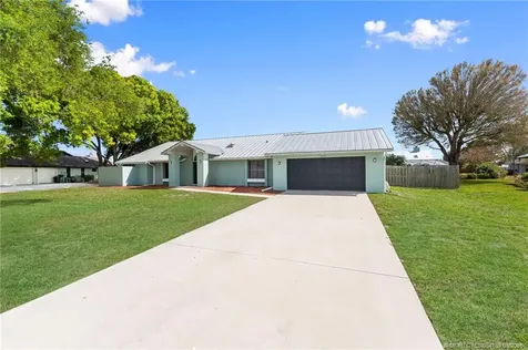 3093 NE Ivy Lane Jensen Beach FL 34957