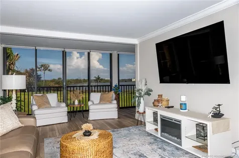 3482 NE Causeway Boulevard Jensen Beach FL 34957