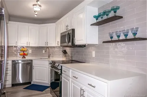 3482 NE Causeway Boulevard Jensen Beach FL 34957