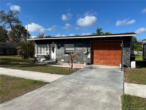 4800 SE Ebbtide Avenue Port Salerno FL 34997