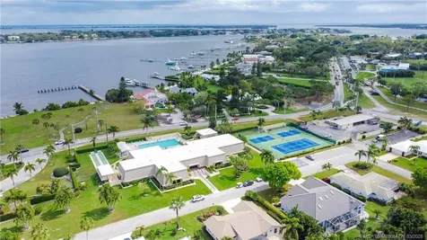 1800 SE Saint Lucie Boulevard Stuart FL 34996