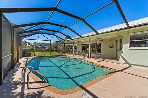 3011 SE Fairway W Stuart FL 34997