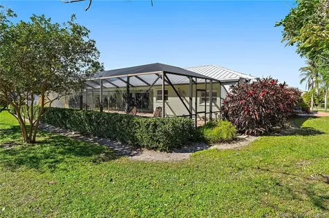 3011 SE Fairway W Stuart FL 34997