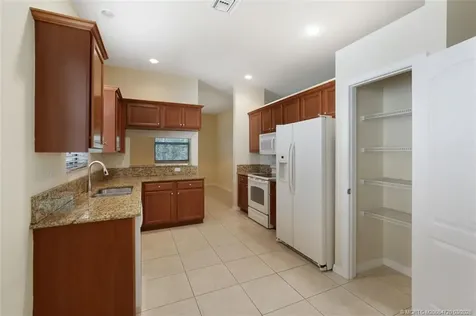 6695 SE Woodmill Pond Lane Stuart FL 34997