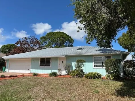 921 SW Cairo Avenue Port St Lucie FL 34953
