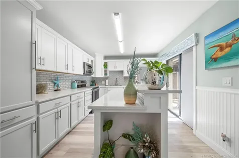 6057 SE Riverboat Drive Stuart FL 34997