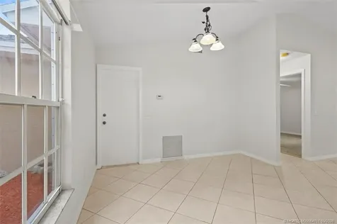 517 SW College Park Road Port St Lucie FL 34953