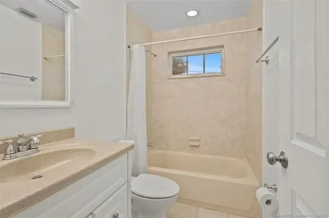 517 SW College Park Road Port St Lucie FL 34953