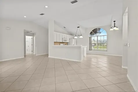 517 SW College Park Road Port St Lucie FL 34953