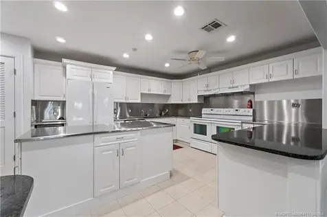 1800 SE Saint Lucie Boulevard Stuart FL 34996