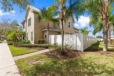 10627 SW Cam Run Port St Lucie FL 34987
