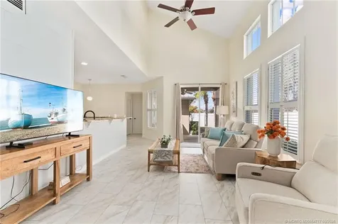 10627 SW Cam Run Port St Lucie FL 34987