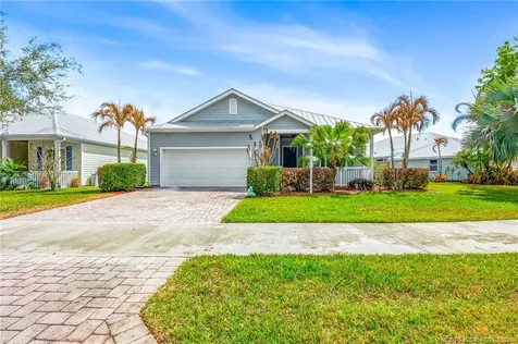 615 NE Canoe Park Circle Port St Lucie FL 34983
