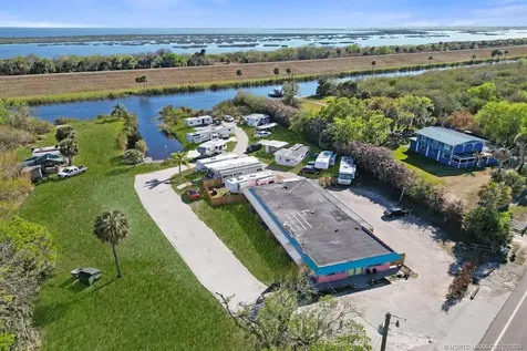 1422 Us Highway 441 Way SE Okeechobee FL 34974