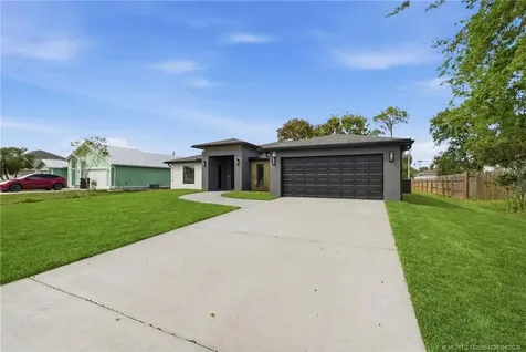 1457 SW Dow Lane Port St Lucie FL 34953