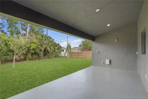 1457 SW Dow Lane Port St Lucie FL 34953