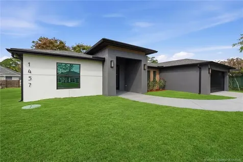 1457 SW Dow Lane Port St Lucie FL 34953