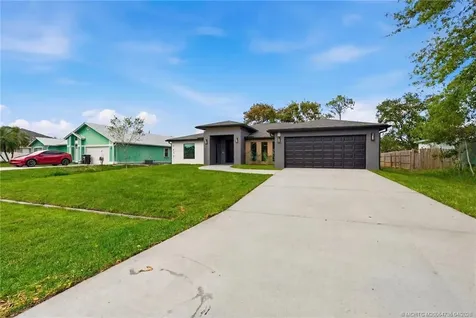 1457 SW Dow Lane Port St Lucie FL 34953