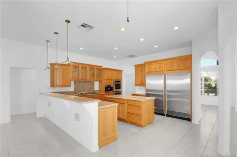 5312 SE Nassau Terrace Stuart FL 34997