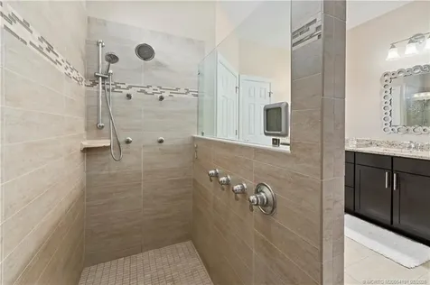 255 SE Courances Drive Port St Lucie FL 34984