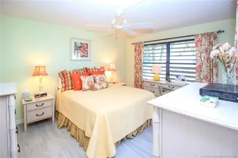 4720 NE Sandpebble Trace Stuart FL 34996