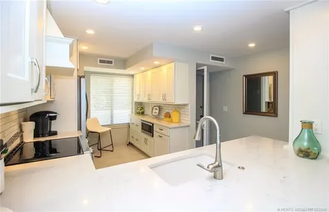 4720 NE Sandpebble Trace Stuart FL 34996