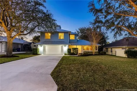 9325 SE Mercury Street Hobe Sound FL 33455