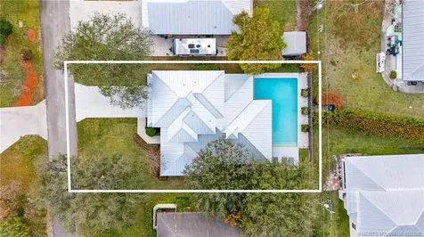 9325 SE Mercury Street Hobe Sound FL 33455