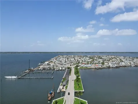 516 Nettles Boulevard Jensen Beach FL 34957