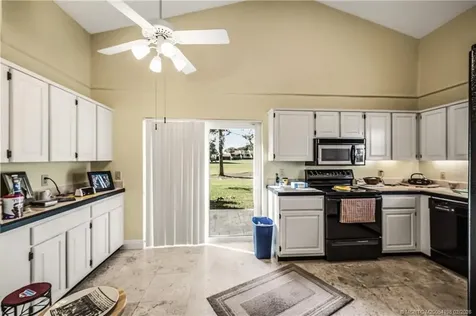 58 Windsor Lane Palm Beach Gardens FL 33418