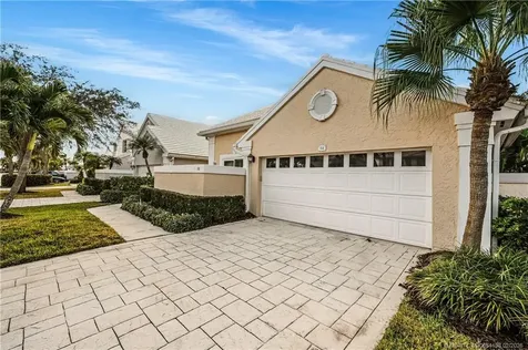 58 Windsor Lane Palm Beach Gardens FL 33418