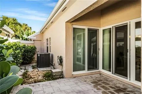 58 Windsor Lane Palm Beach Gardens FL 33418