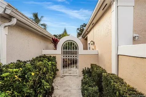 58 Windsor Lane Palm Beach Gardens FL 33418
