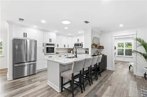 3952 SE Fairway W Stuart FL 34997